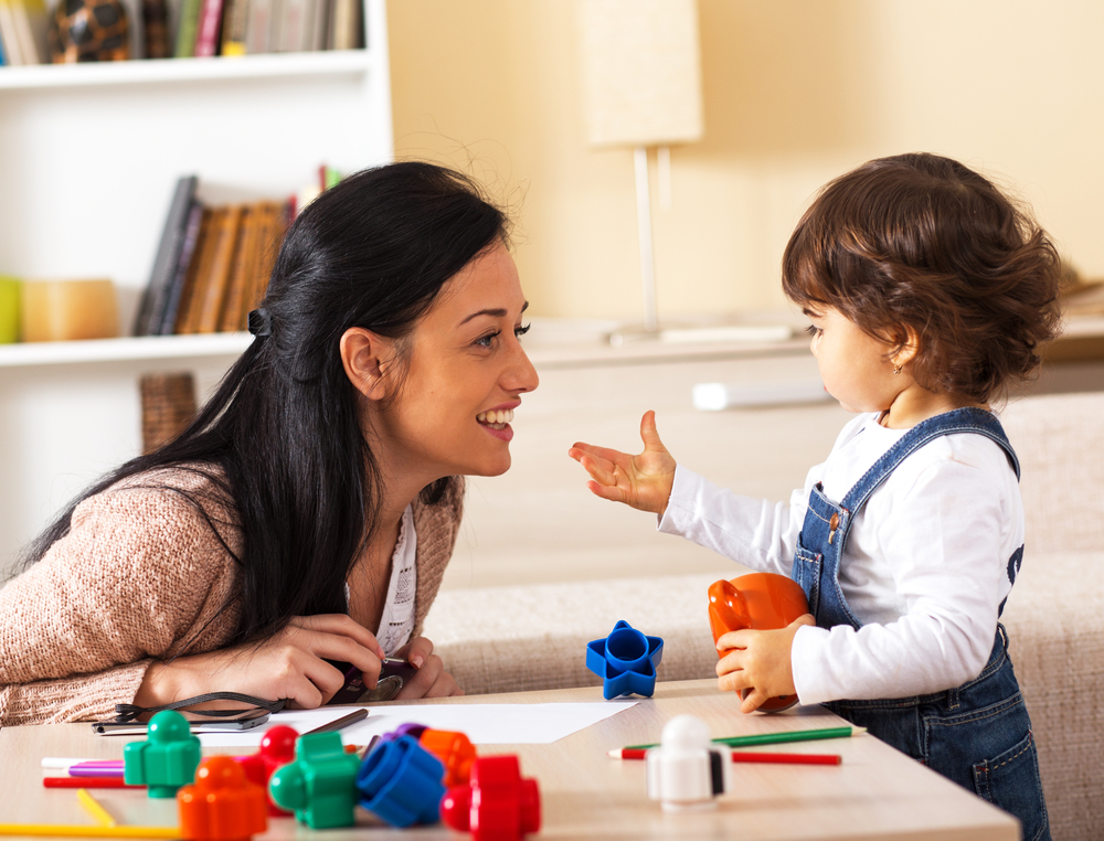 How to Choose Between Daycare and Nanny Care?