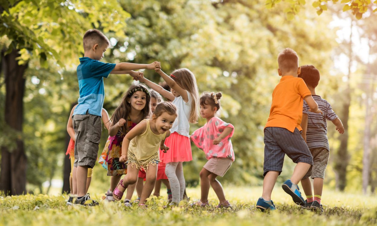 Outdoor Play: The Benefits of Nature Exploration for Kids